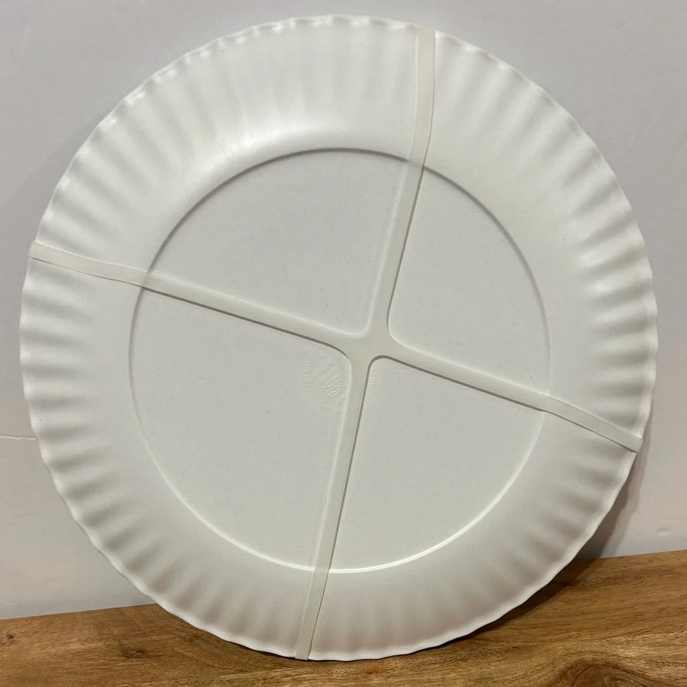 Hobby Lobby Set of 4 Melamine Dinner Plates Strawberries 10.5” NEW